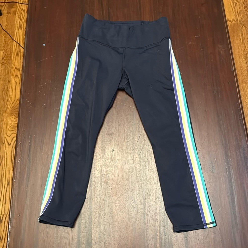 Athleta navy blue women’s capris size XS